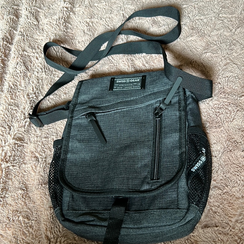Swiss gear cross body bag
